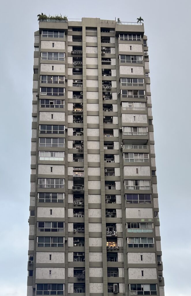 edificio port romazzino village sao conrado