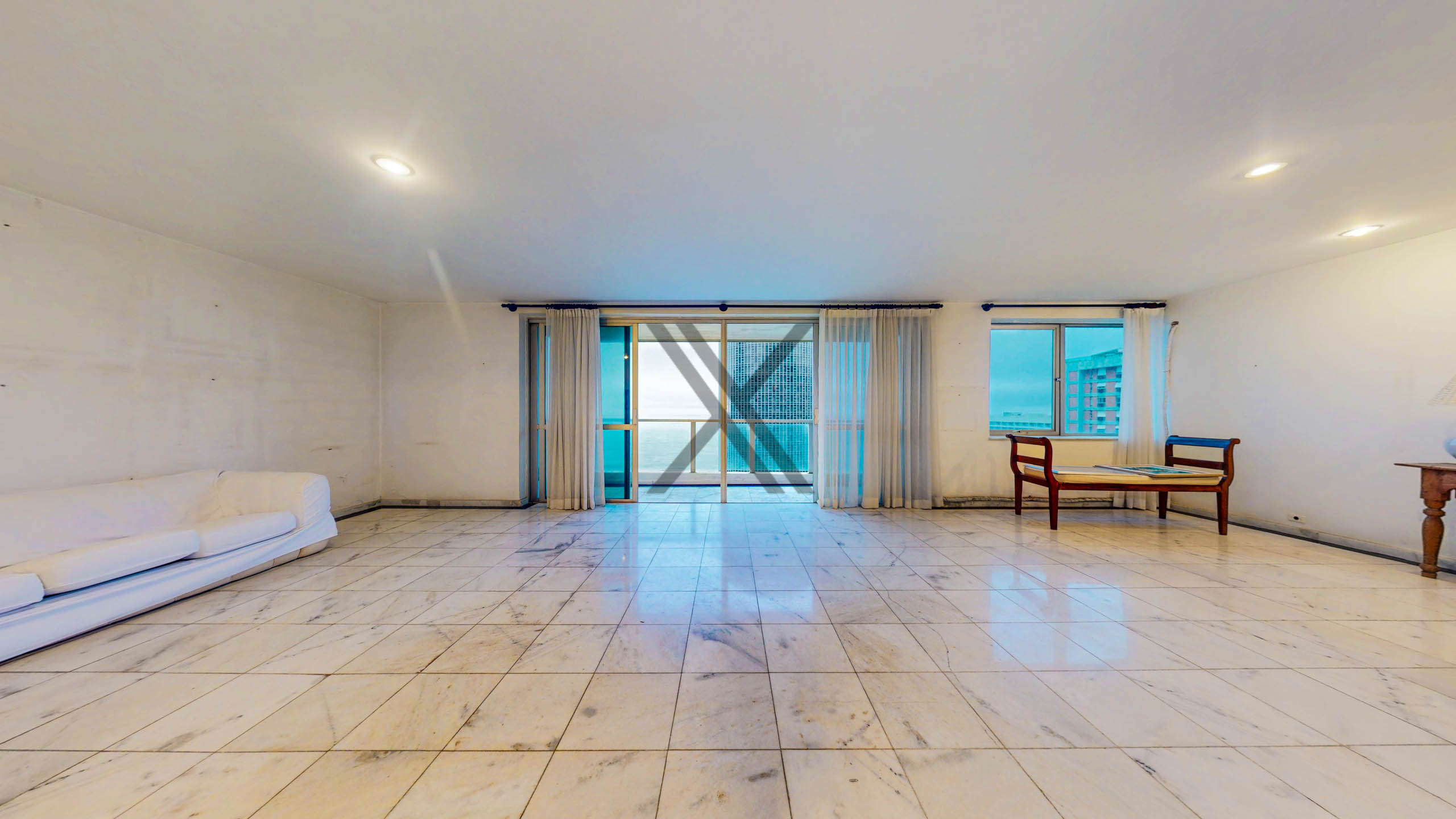 Apartamento Linear em São Conrado com 5 Quartos